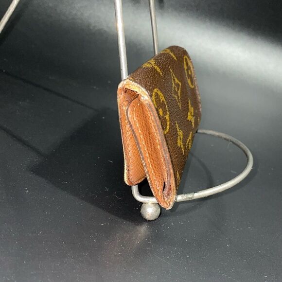 AUTHENTIC Louis Vuitton Monogram 4 Key Wallet - Picture 4 of 7